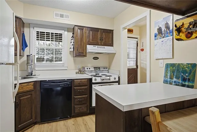 $215,000 | 26 Mountain View Court, Waleska, GA 30183