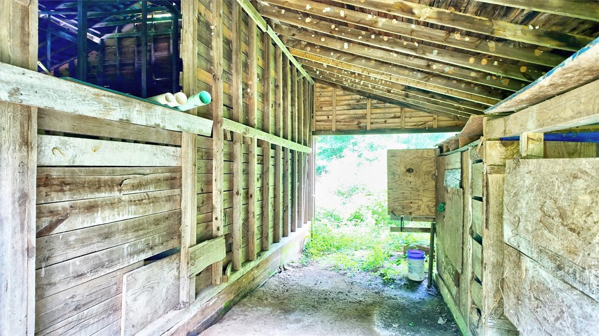 2349 Old Dobbins Bridge Road Townville, SC 29689 - Photo 5 of 17