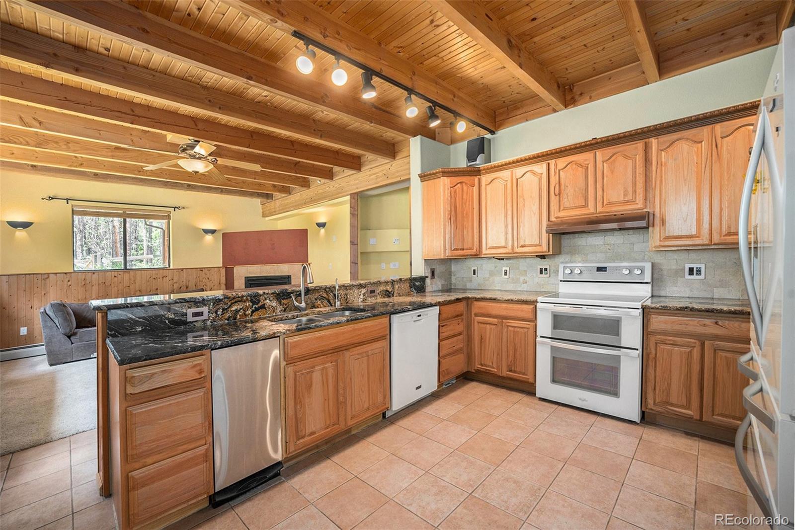 5 Ronnie Road Golden, CO 80403 - Photo 9 of 25 Gallery Image 9