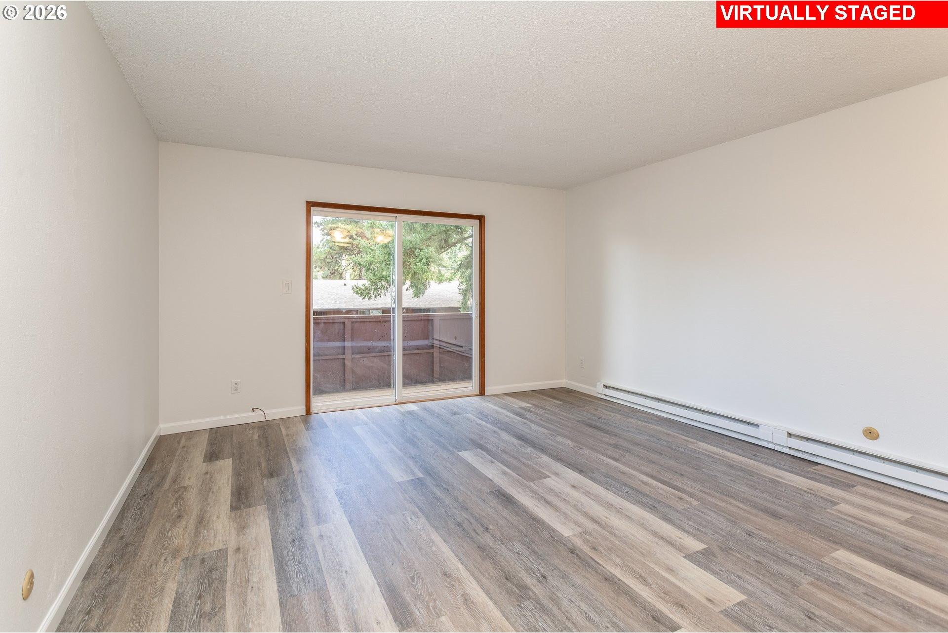 5005 Southwest Mitchell Street, Unit 2 Portland, OR 97221 - Photo 10 of 26 Living Room