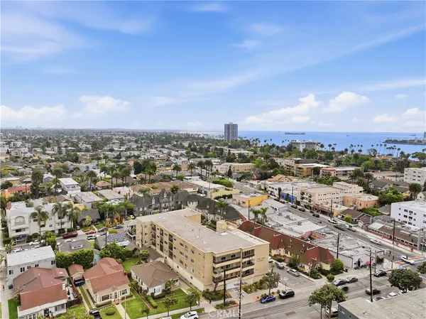 $739,000 | 232 Junipero Avenue, Unit B1, Long Beach, CA 90803