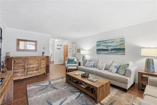 $739,000 | 232 Junipero Avenue, Unit B1, Long Beach, CA 90803