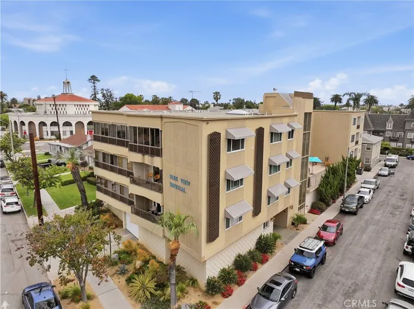 $739,000 | 232 Junipero Avenue, Unit B1, Long Beach, CA 90803