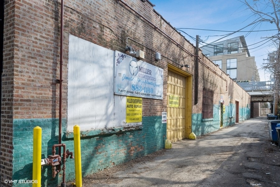 1815 West Irving Park Rd  