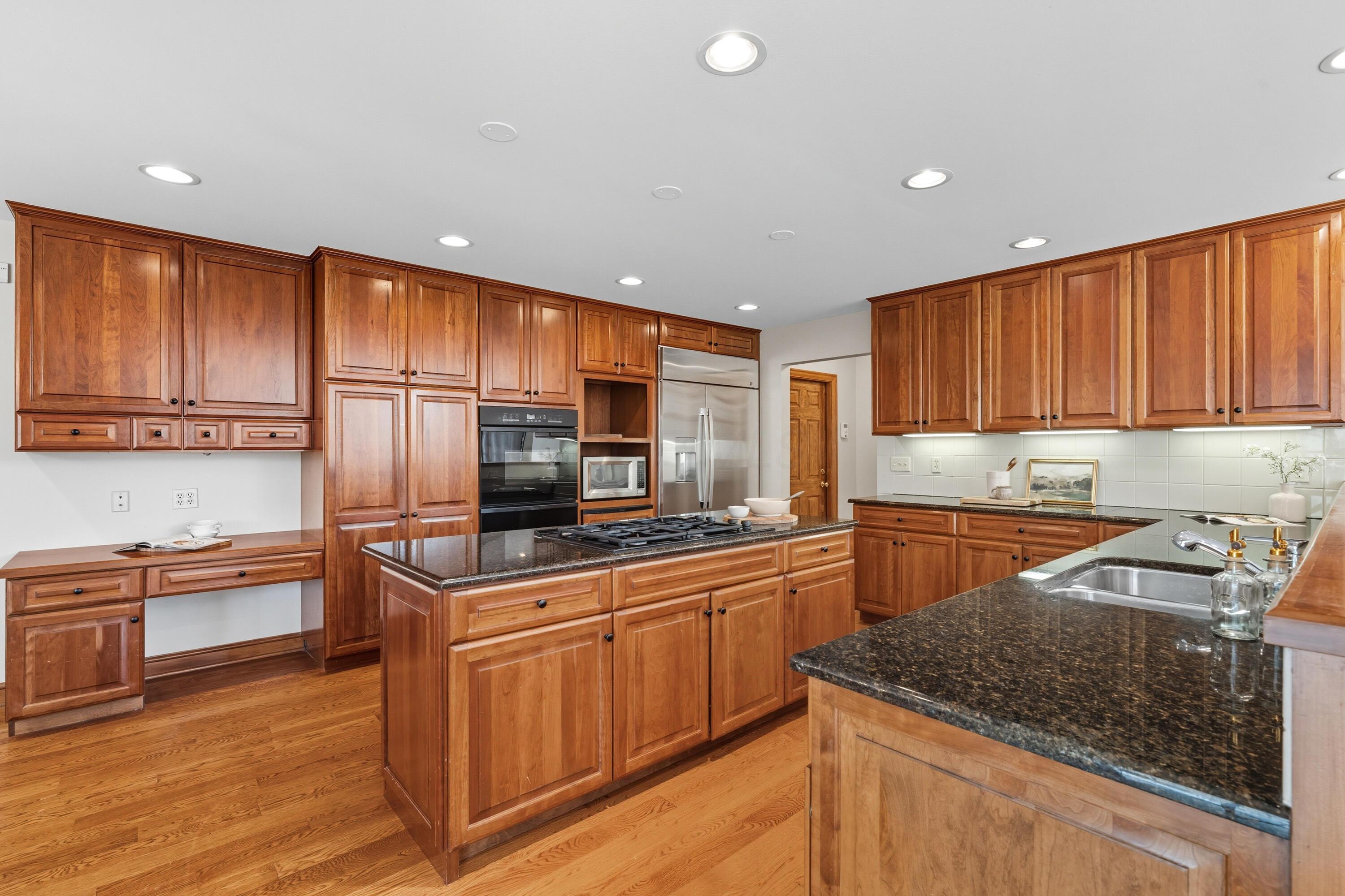 2197 Sheringham Road Columbus, OH 43220 - Photo 18 of 78 Kitchen