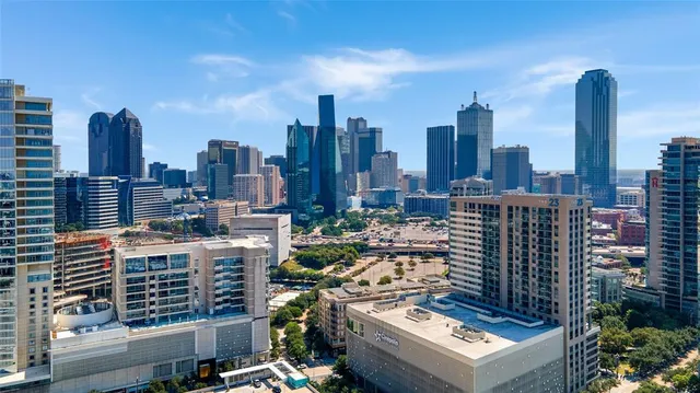 $4,700 | 2408 Victory Park Lane, Unit 832, Dallas, TX 75219