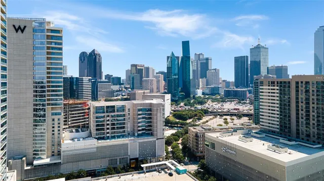 $4,700 | 2408 Victory Park Lane, Unit 832, Dallas, TX 75219