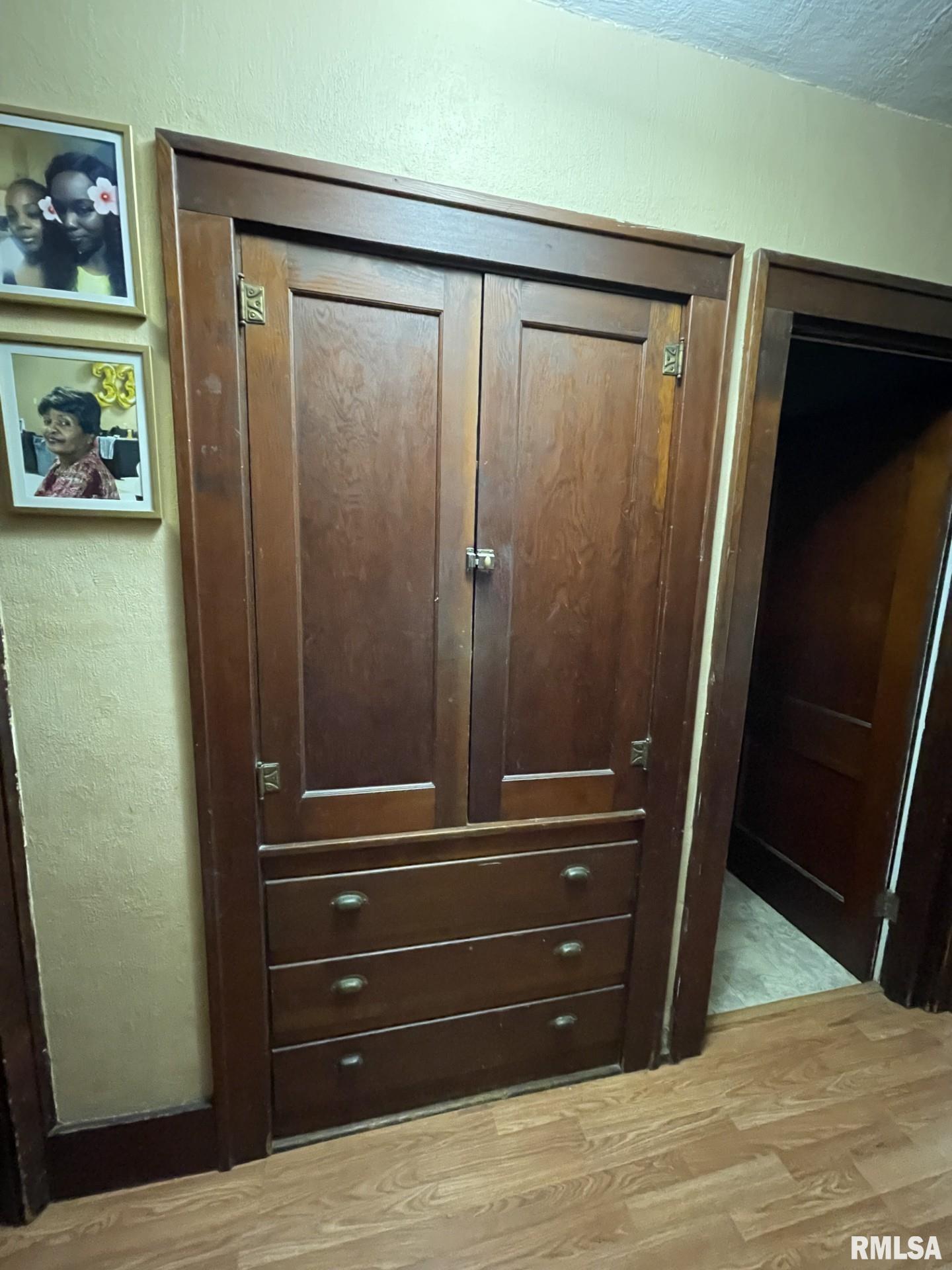 433 20th Avenue Moline, IL 61265 - Photo 11 of 22