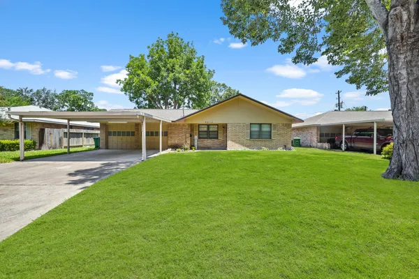 $2,100 | 9514 Vilven Lane, Houston, TX 77080