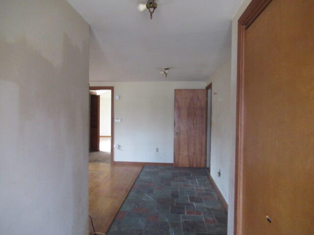 4 Bowerman Road Manistee, MI 49660 - Photo 2 of 33 IMG_2365