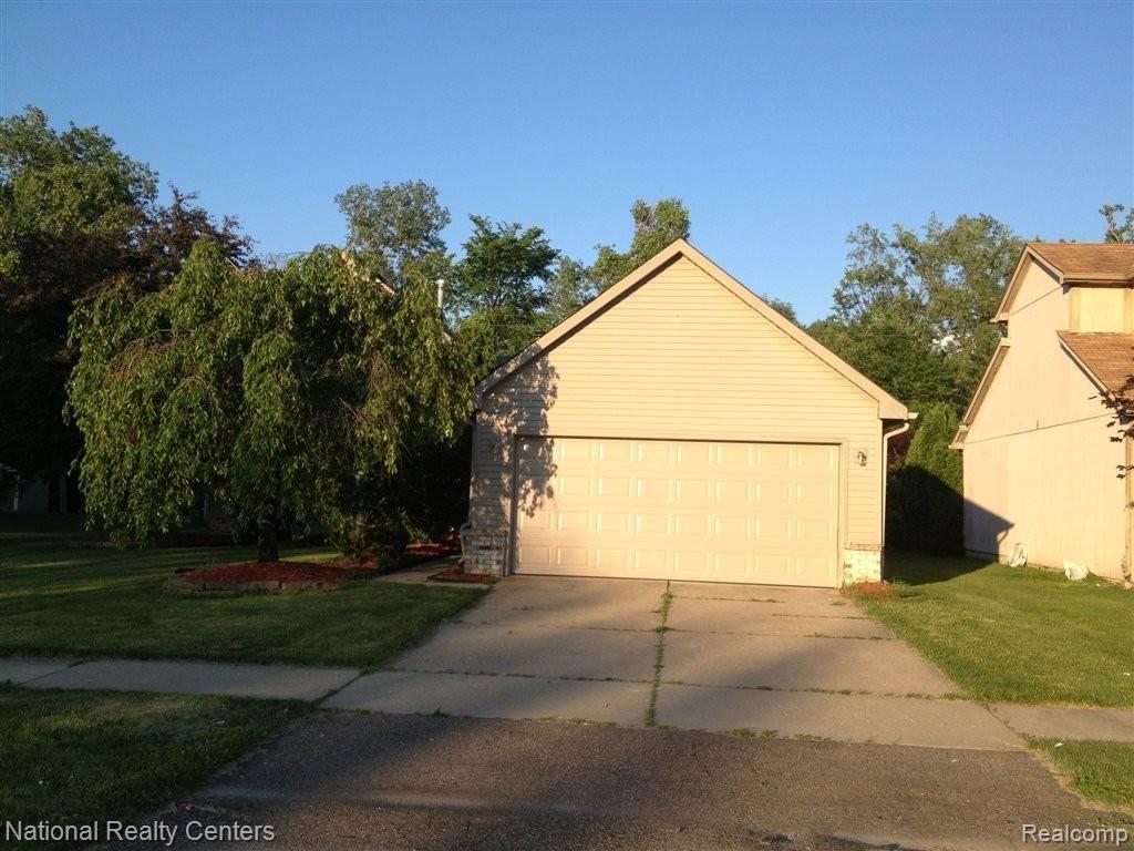 492 North Willard Road Canton, MI 48187 - Photo 15 of 15 IMG_2752.JPG