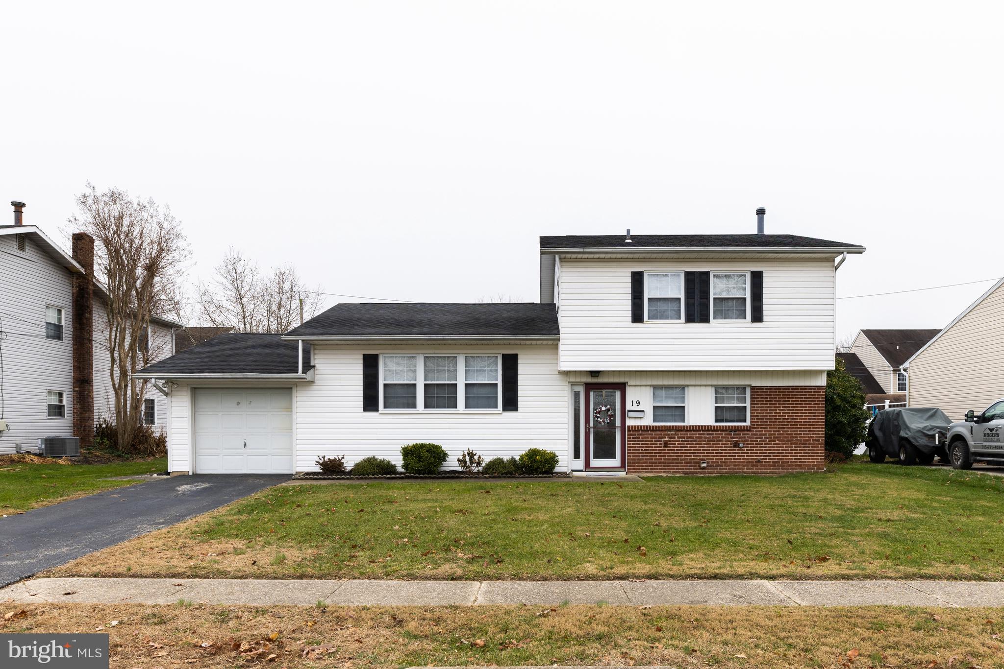 19 Myers Road Newark, DE 19713 - Photo 1 of 21 Welcome to 19 Myers Road!