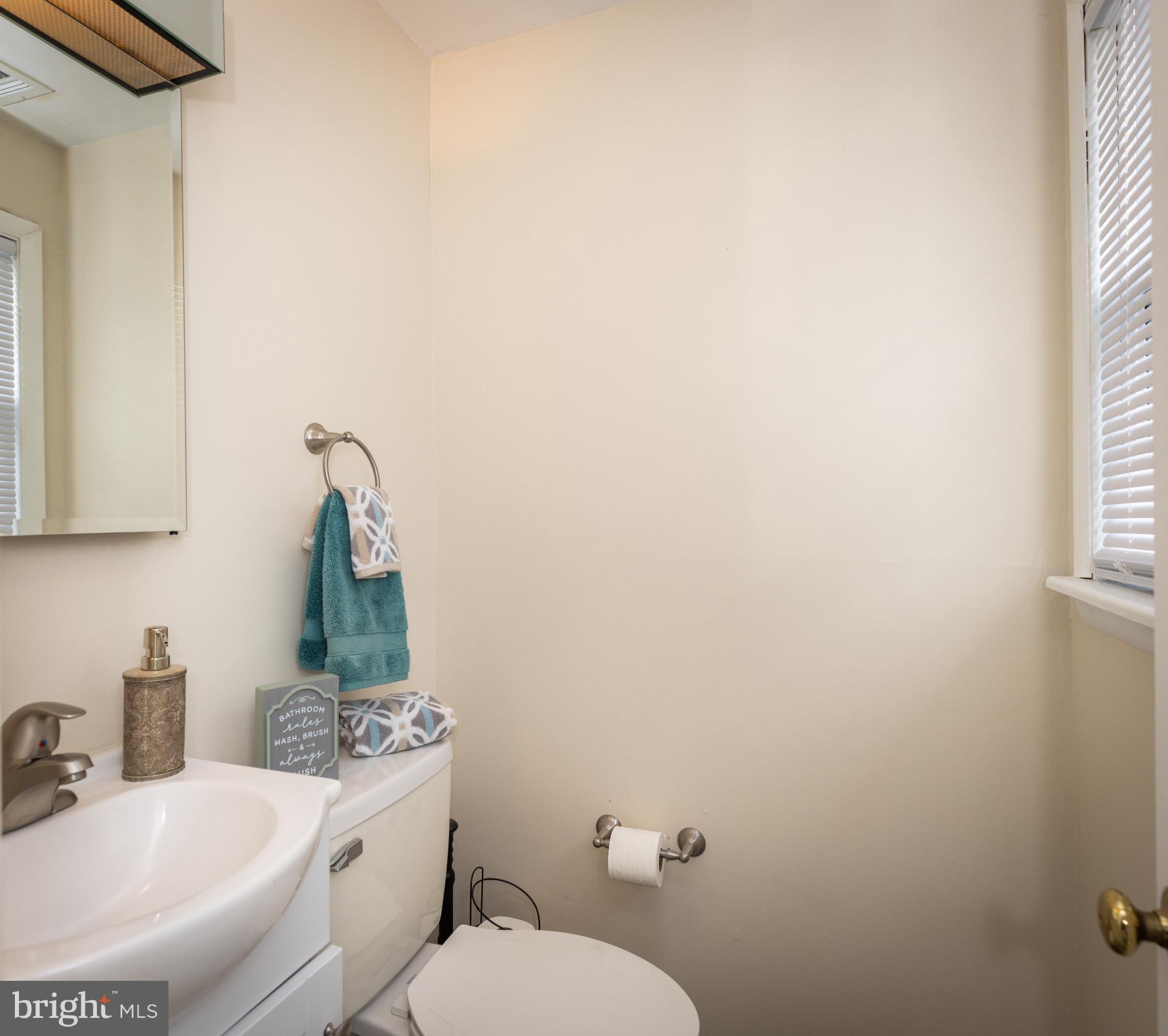19 Myers Road Newark, DE 19713 - Photo 10 of 21 Updated Powder Room