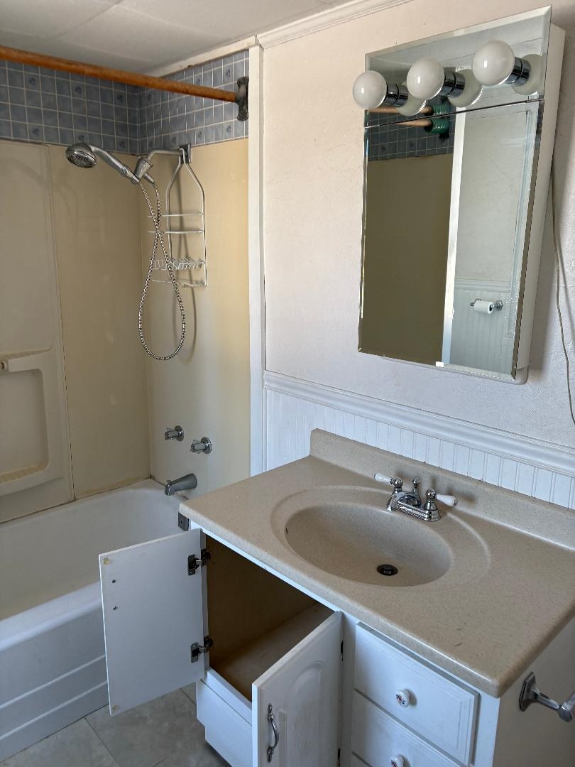 21 Concord Hill Road Pittsfield, NH 03263 - Photo 3 of 7