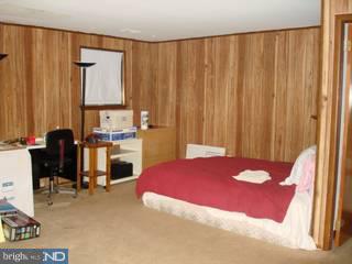 1711 Rachael Street, Unit B Philadelphia, PA 19115 - Photo 5 of 6 Gallery Image 5