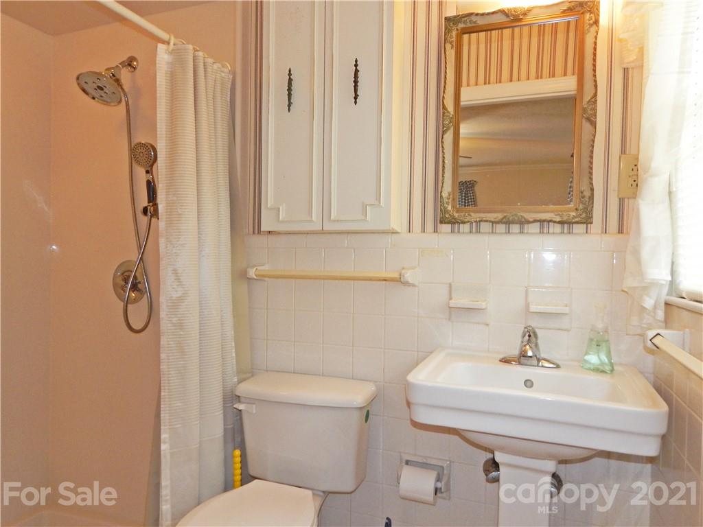 1828 Springsteen Road Rock Hill, SC 29730 - Photo 16 of 24 Gallery Image 16