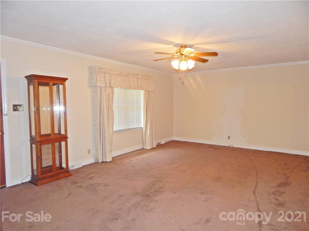 1828 Springsteen Road Rock Hill, SC 29730 - Photo 5 of 24 Gallery Image 5