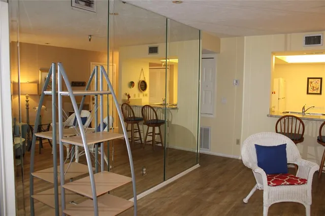 $1,950 | 6304 Pointe W Boulevard West, Unit A309, Bradenton, FL 34209