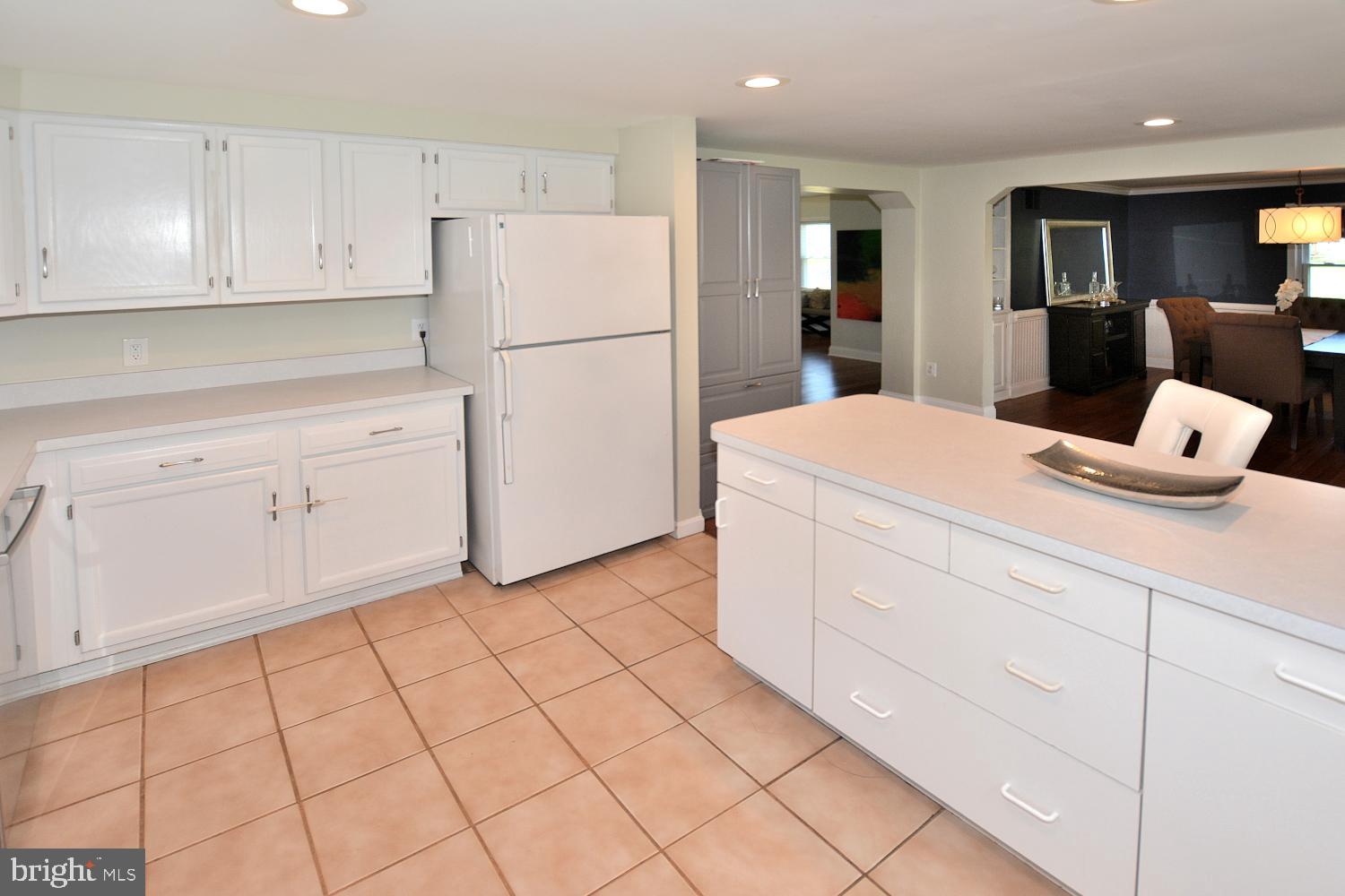 5243 Monroe Drive Springfield, VA 22151 - Photo 14 of 34 Kitchen