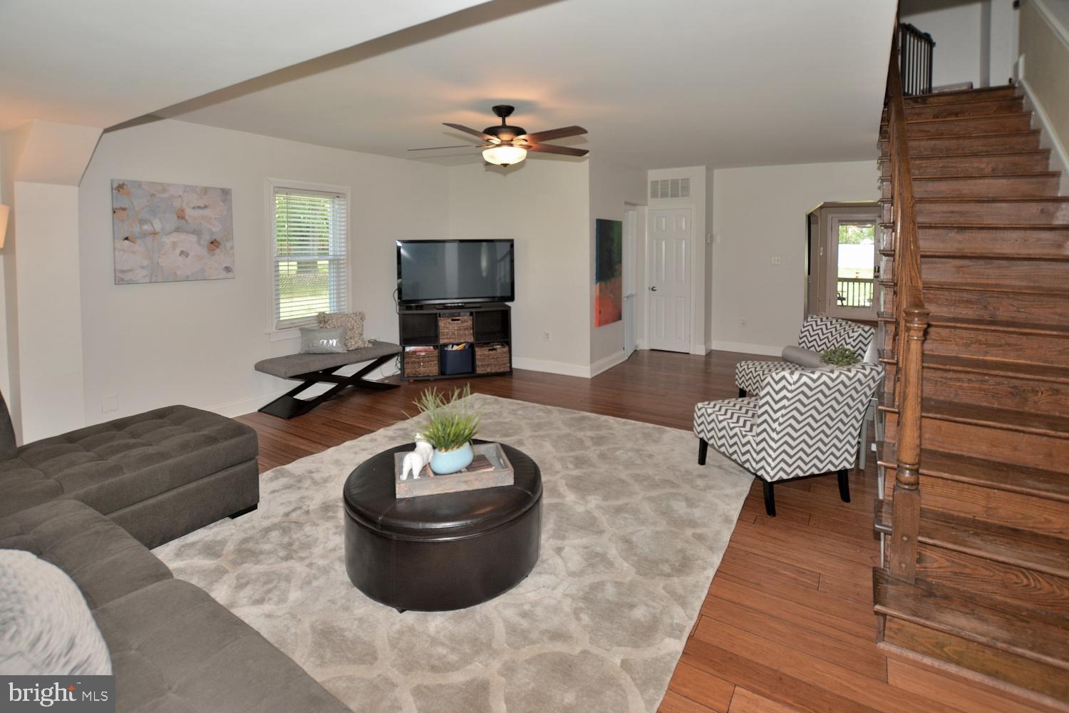 5243 Monroe Drive Springfield, VA 22151 - Photo 17 of 34 Family Room