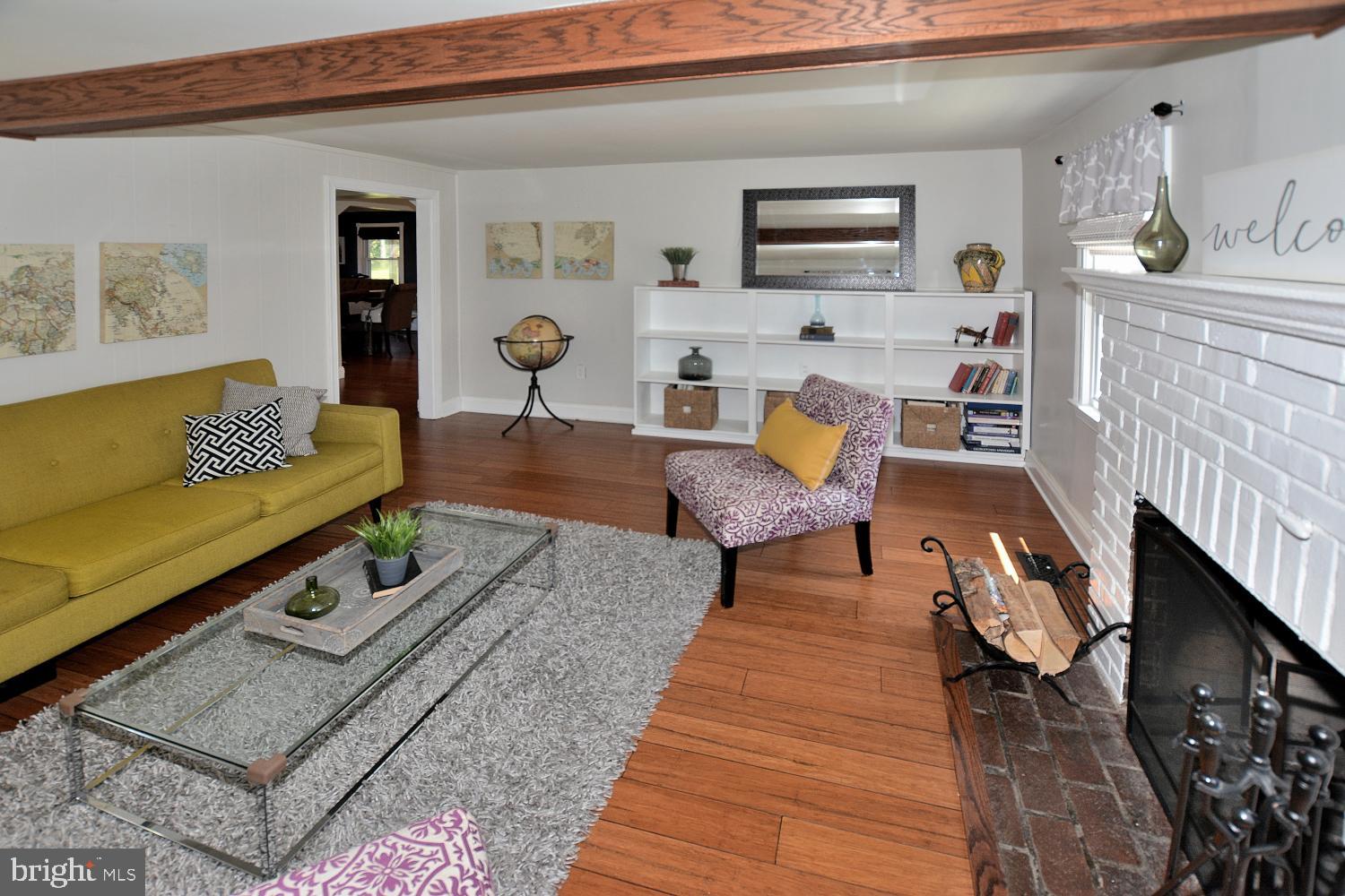 5243 Monroe Drive Springfield, VA 22151 - Photo 5 of 34 Living Room