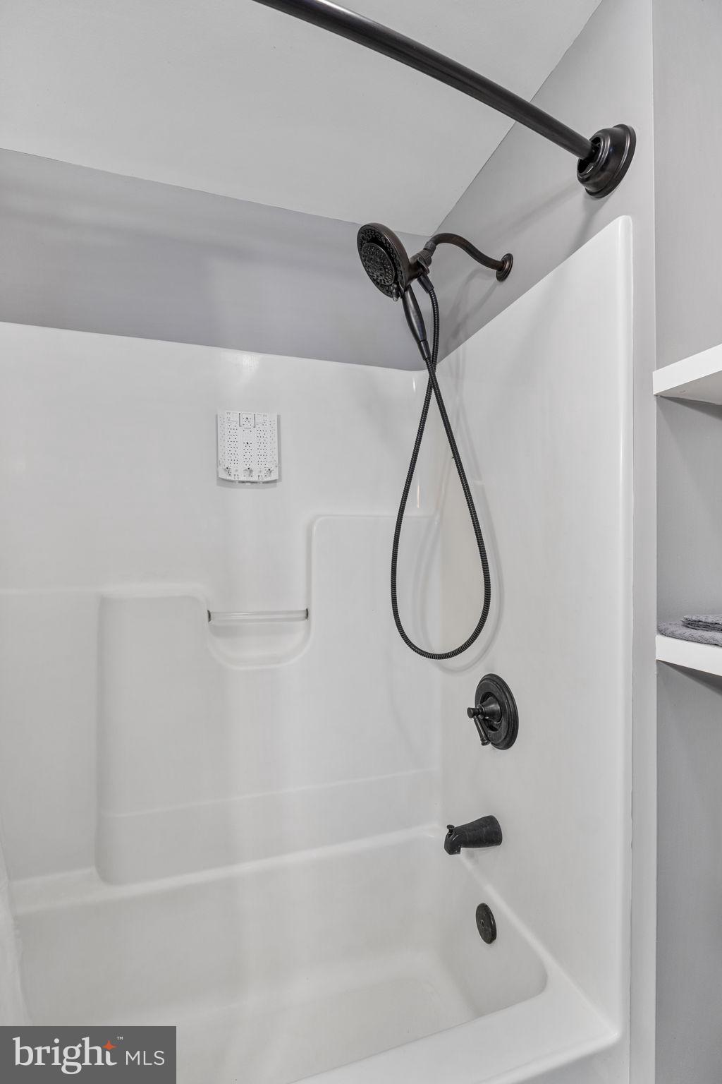 20455 Monrovia Road Orange, VA 22960 - Photo 16 of 41 a bathroom with a bath tub