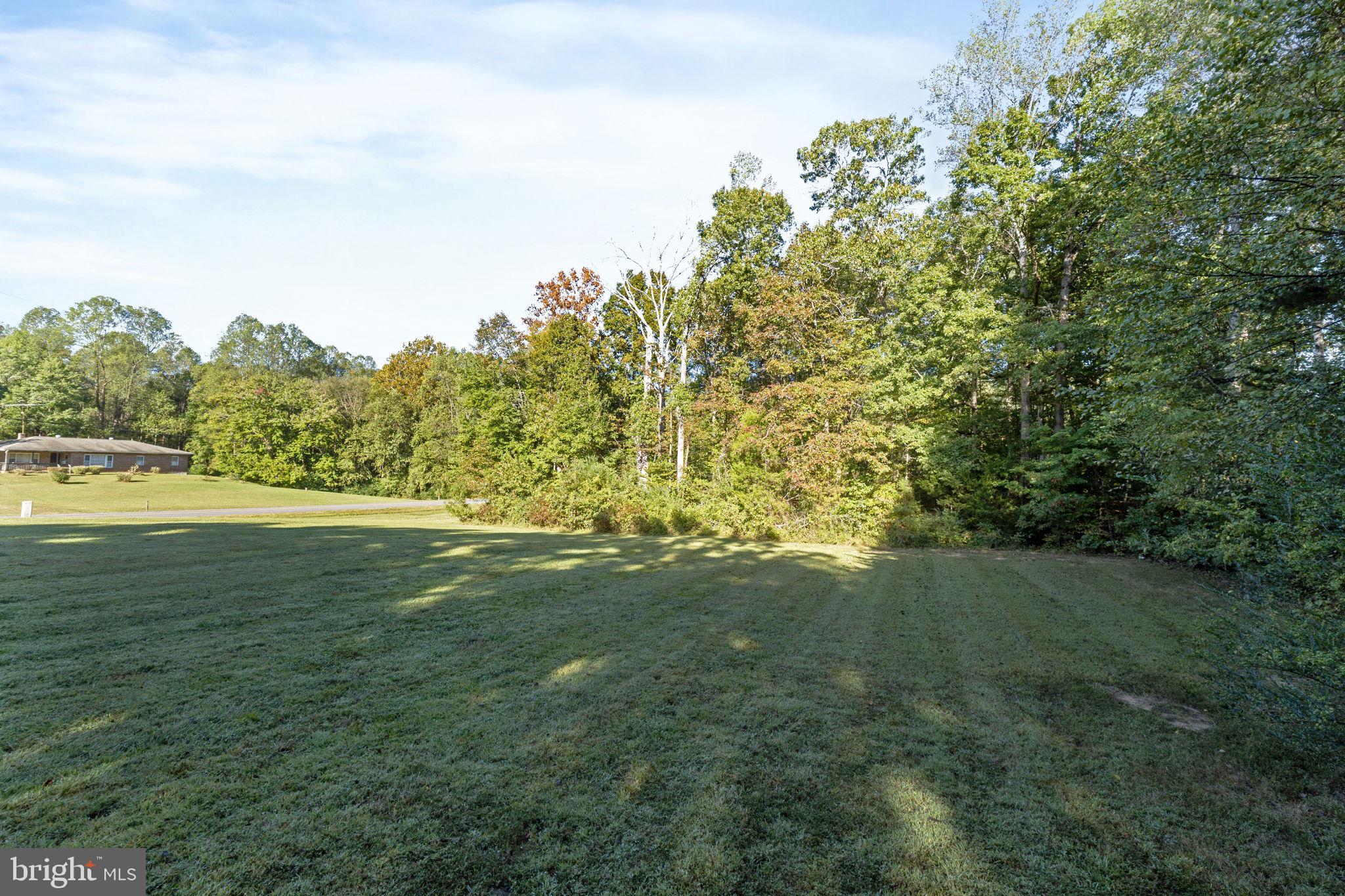 20455 Monrovia Road Orange, VA 22960 - Photo 36 of 41 a view of an ocean and a yard