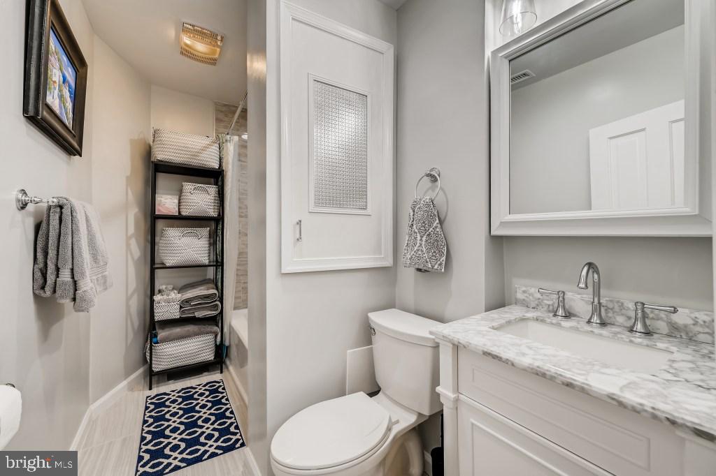 107 Rochester Place Baltimore, MD 21224 - Photo 21 of 30 Brand New Full Bath
