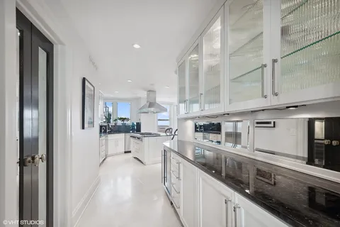 $1,875,000 | 3800 North Lake Shore Drive, Unit 12A, Chicago, IL 60613