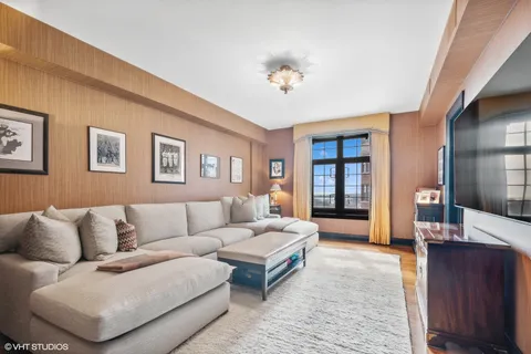 $1,875,000 | 3800 North Lake Shore Drive, Unit 12A, Chicago, IL 60613