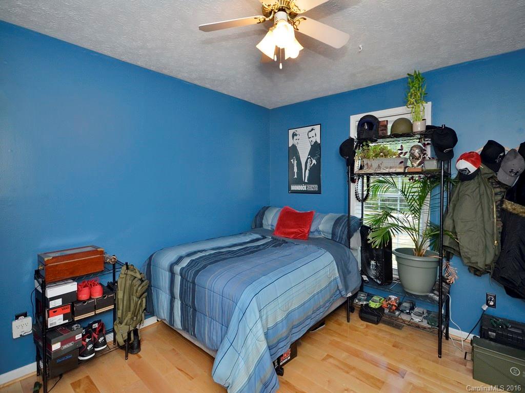 67 Nix Road Hendersonville, NC 28792 - Photo 13 of 18 Gallery Image 13