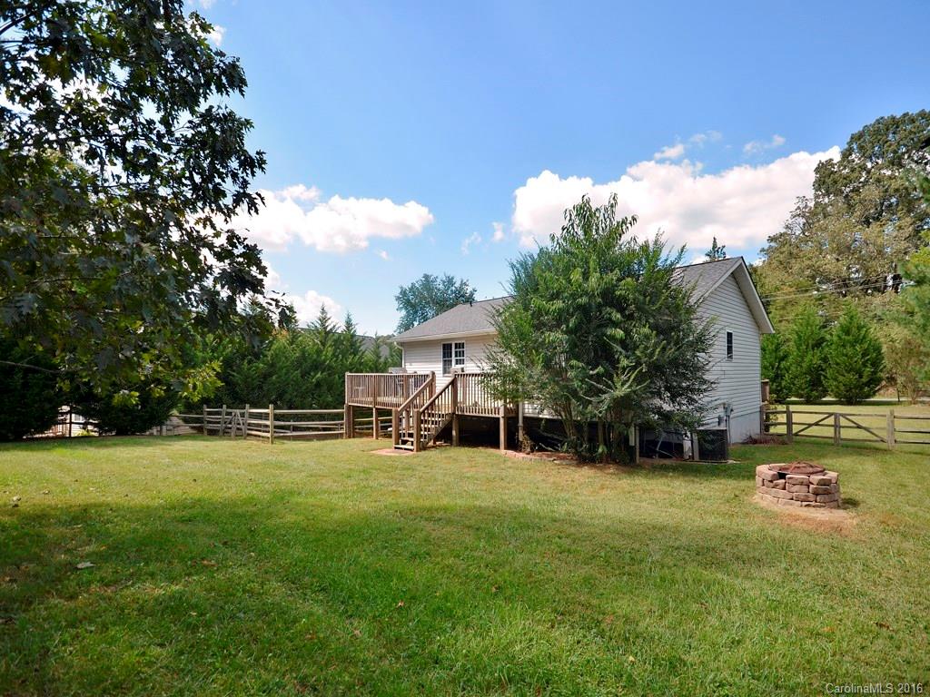 67 Nix Road Hendersonville, NC 28792 - Photo 17 of 18 Gallery Image 17