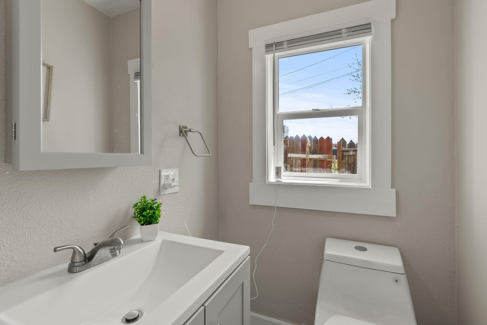 1216 North Madison Street Spokane, WA 99201 - Photo 11 of 17