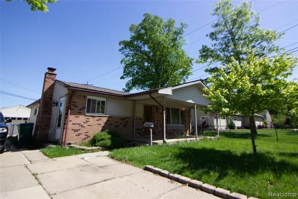 $204,900 | 30422 Leroy Street, Romulus, MI 48174
