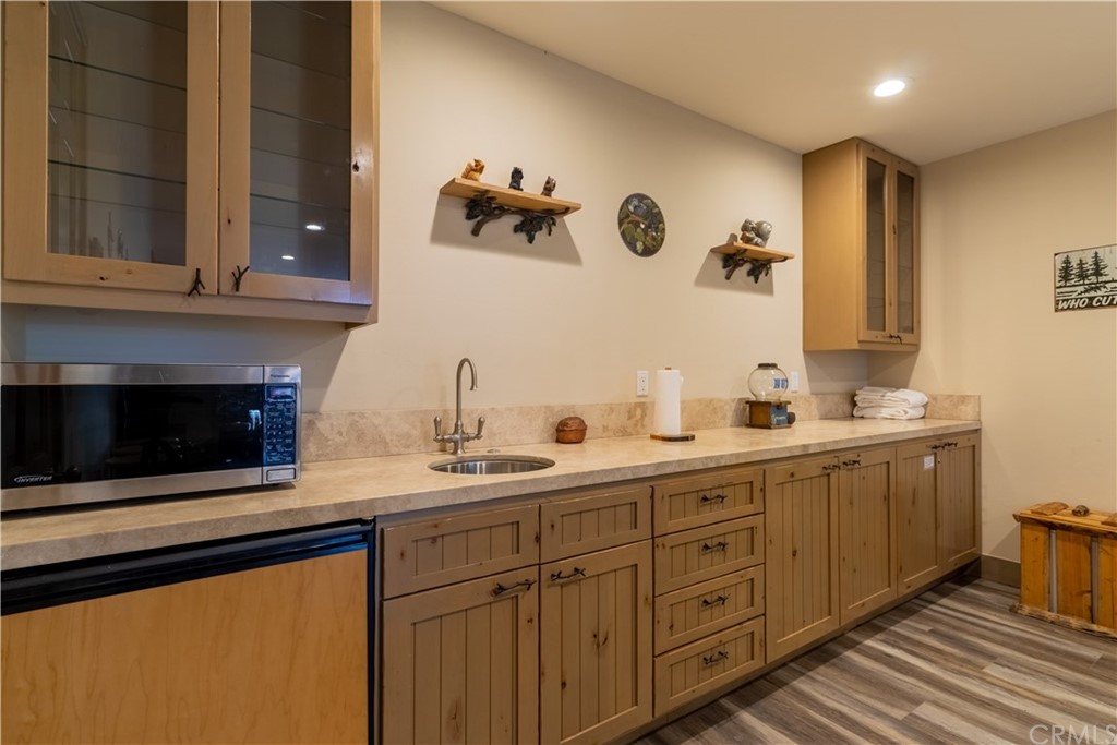 43490 Primrose Drive Big Bear Lake, CA 92315 - Photo 39 of 69