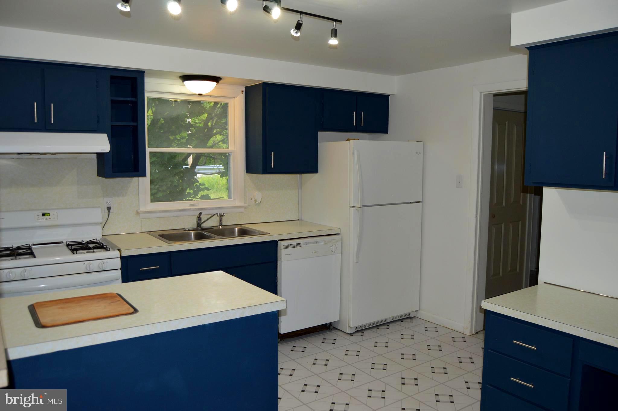 15 Mocking Bird Road Wellsville, PA 17365 - Photo 4 of 39 Gallery Image 4