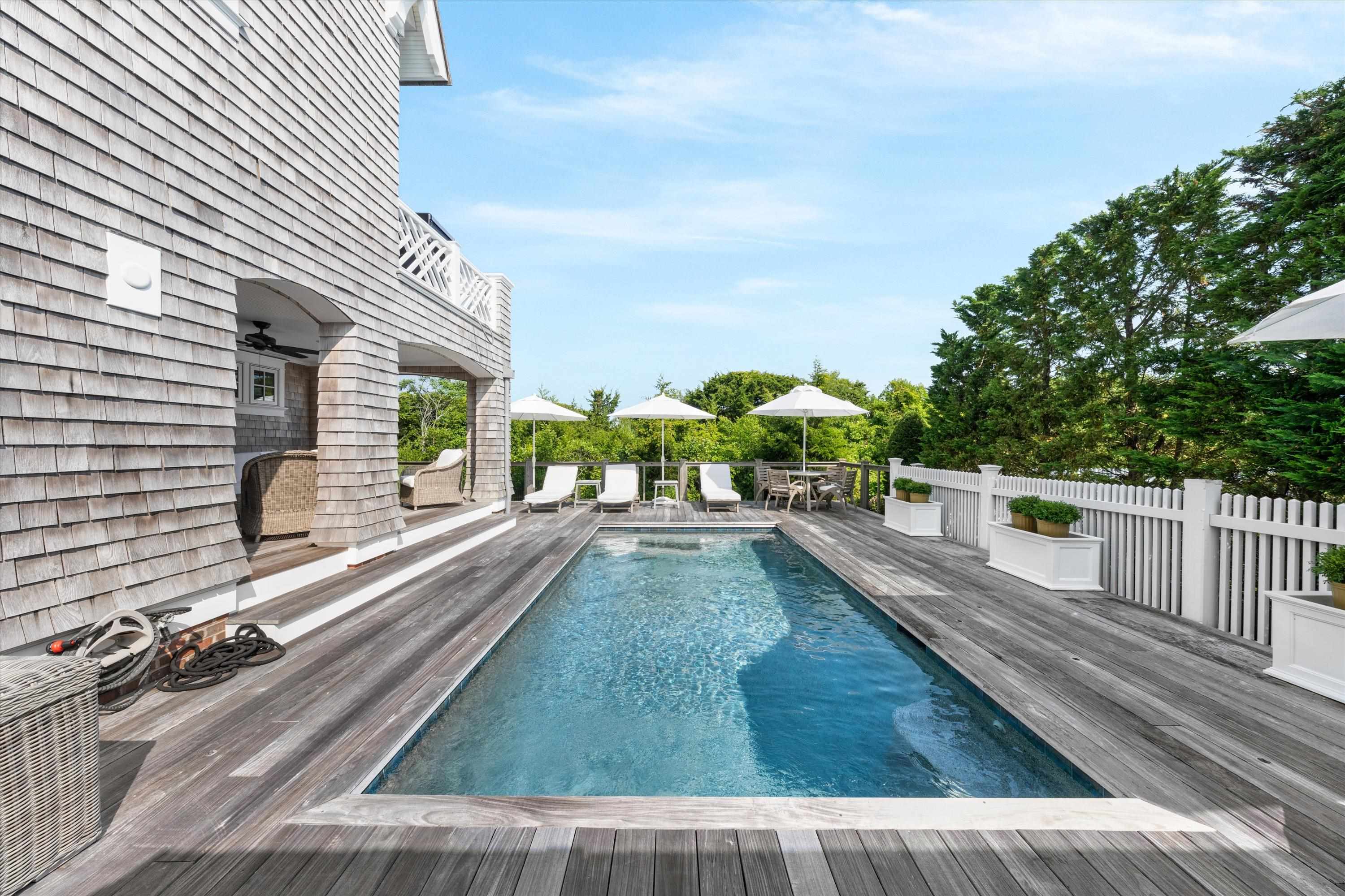 74 38th Street Avalon, NJ 08202 - Photo 45 of 50 a view of a balcony with yard