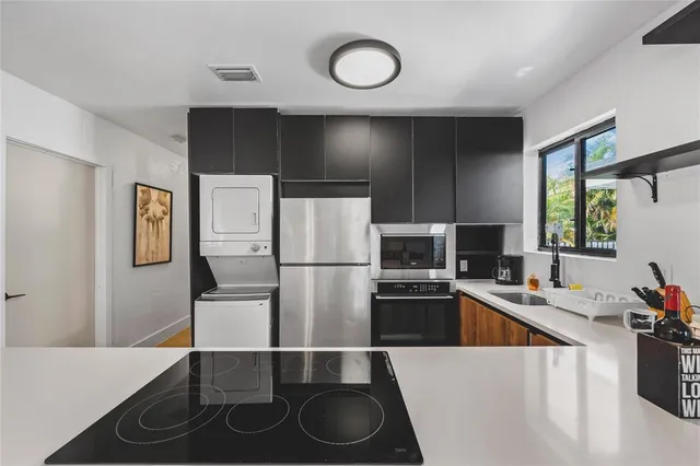 $1,050,000 | 1625 Cleveland Street, Hollywood, FL 33020