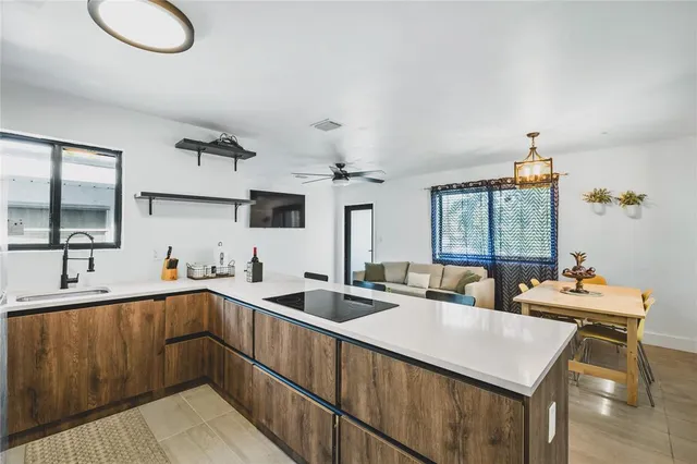 $1,050,000 | 1625 Cleveland Street, Hollywood, FL 33020