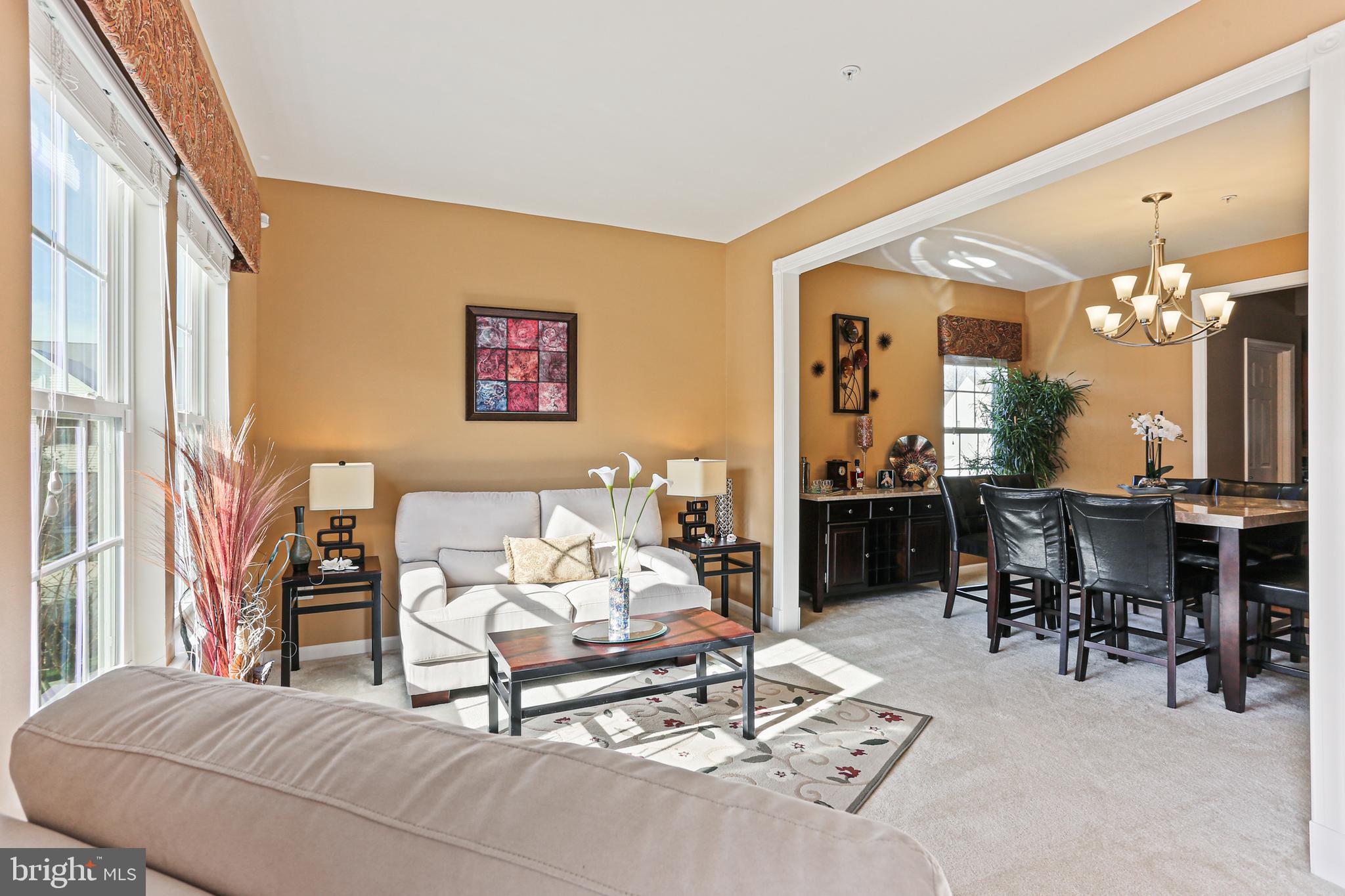 1122 Sassafras Circle Eldersburg, MD 21784 - Photo 5 of 40 Living room