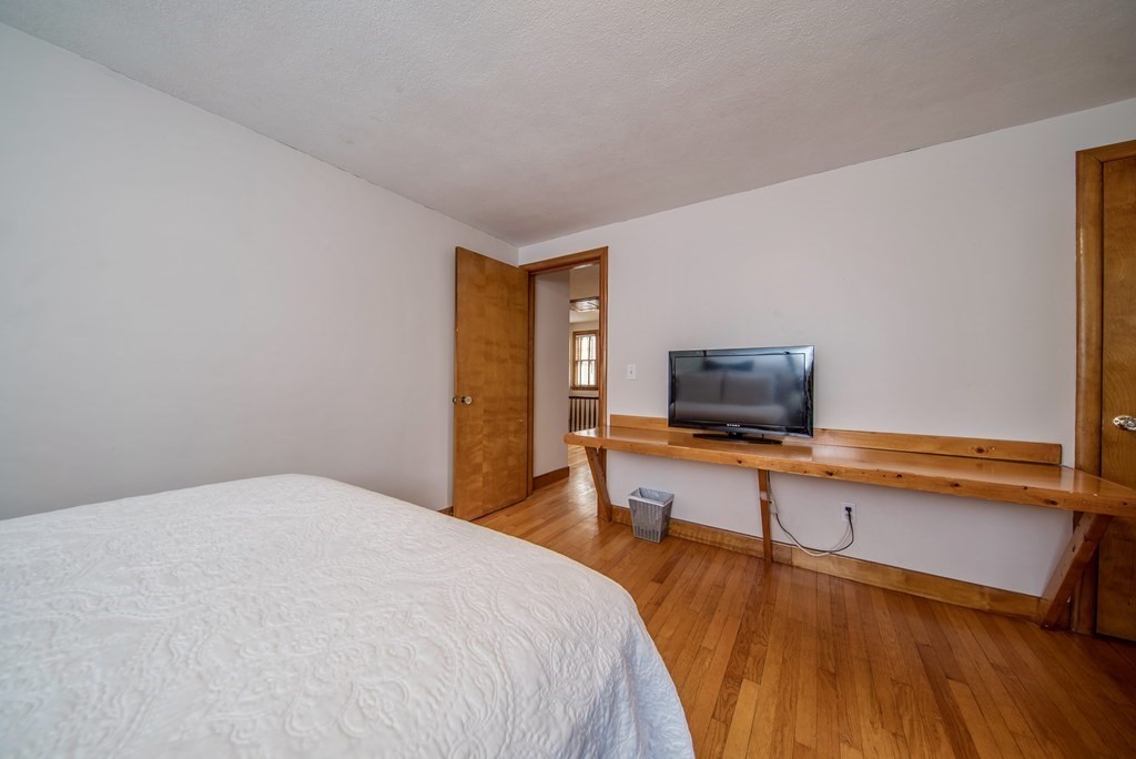263 Northampton Road Amherst, MA 01002 - Photo 29 of 34 Gallery Image 29