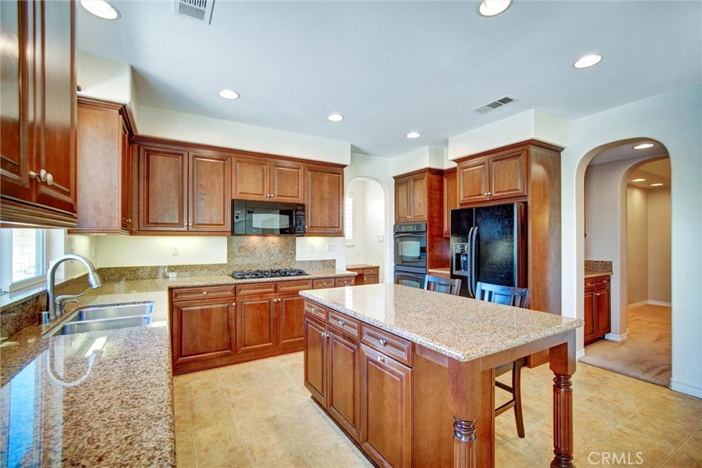 7863 Whippet Street Eastvale, CA 92880 - Photo 18 of 65