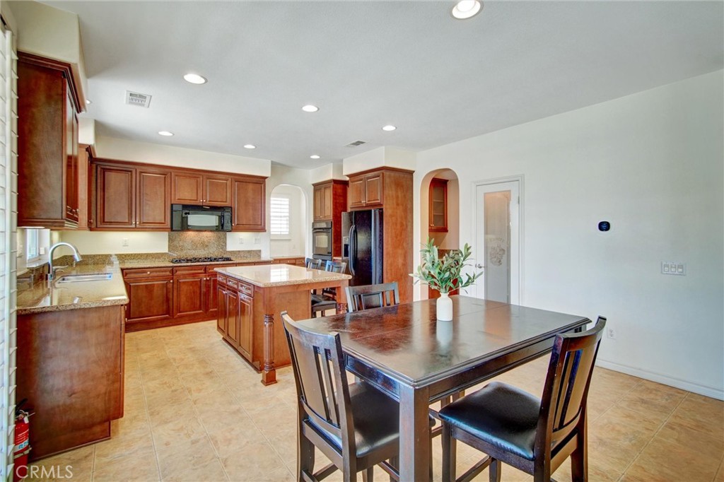 7863 Whippet Street Eastvale, CA 92880 - Photo 20 of 65