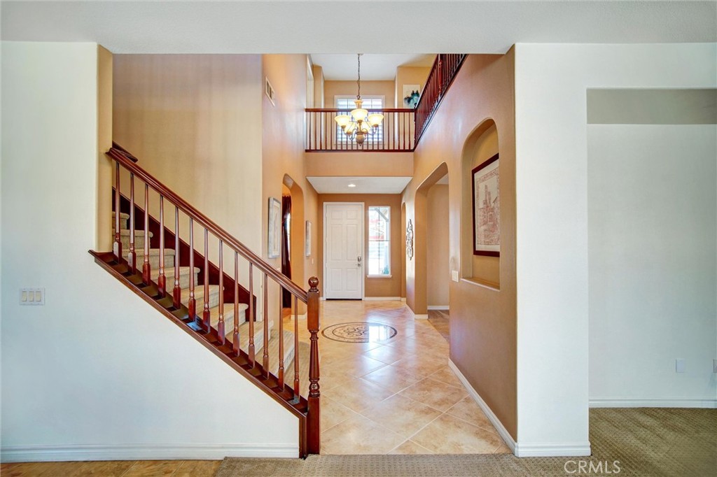 7863 Whippet Street Eastvale, CA 92880 - Photo 6 of 65 Entry