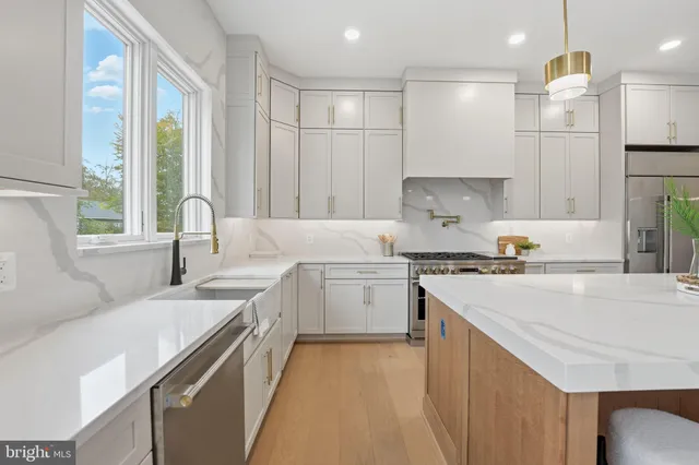 $2,250,000 | 7228 Allan Avenue, Falls Church, VA 22046