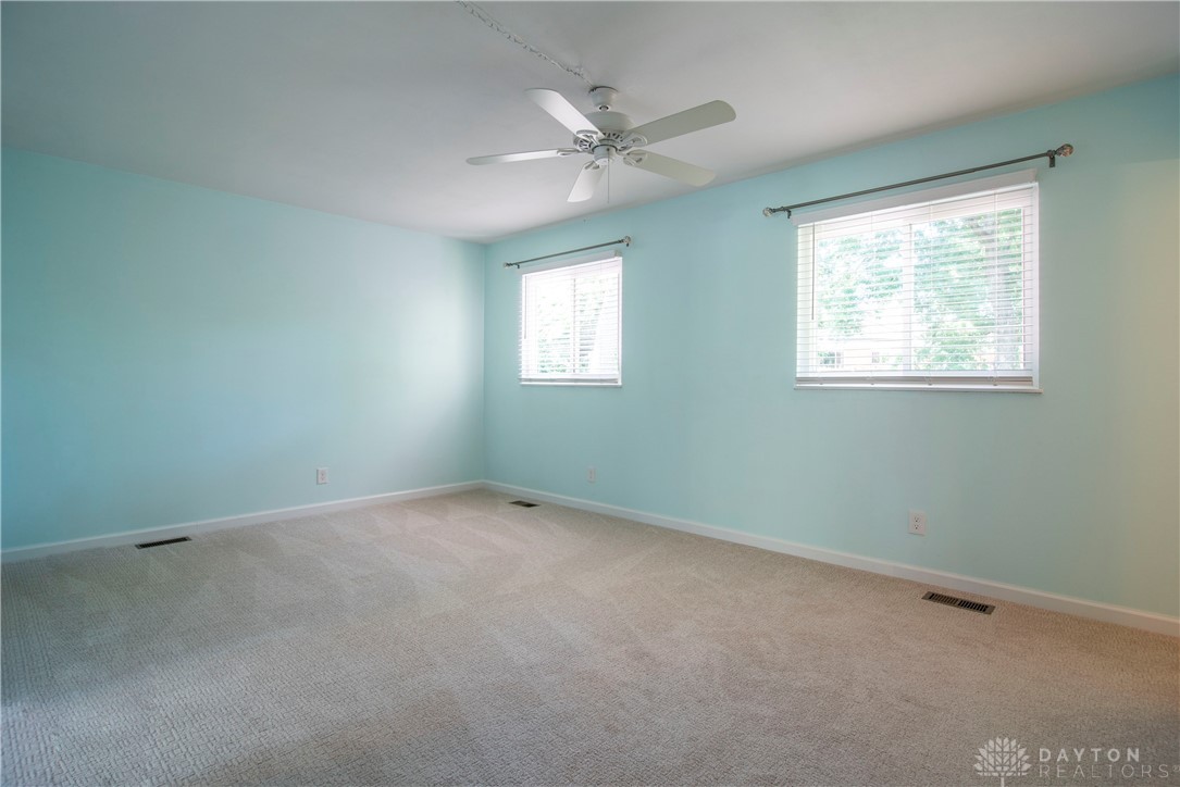 5860 Yorktown Court Riverside, OH 45431 - Photo 12 of 30