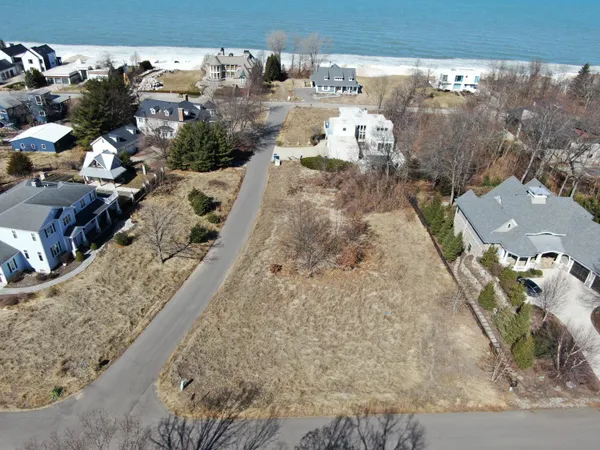 $699,000 | 52101 Main Drive, Grand Beach, MI 49117