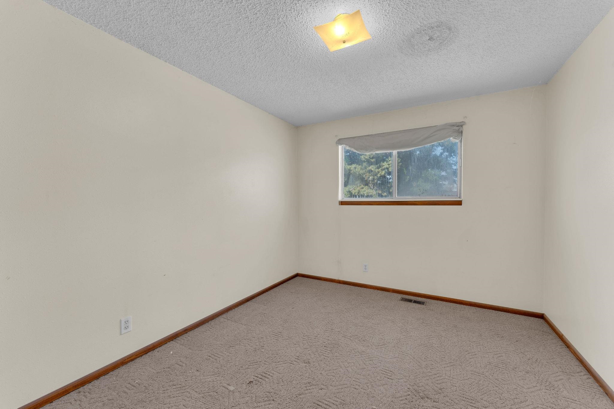 2604 North Woodward Road Spokane Valley, WA 99206 - Photo 10 of 24 Gallery Image 10