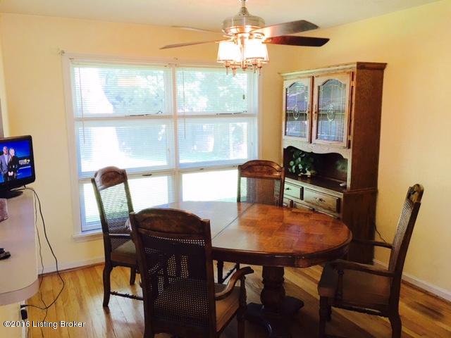10705 Torrington Road Louisville, KY 40272 - Photo 11 of 20 j
