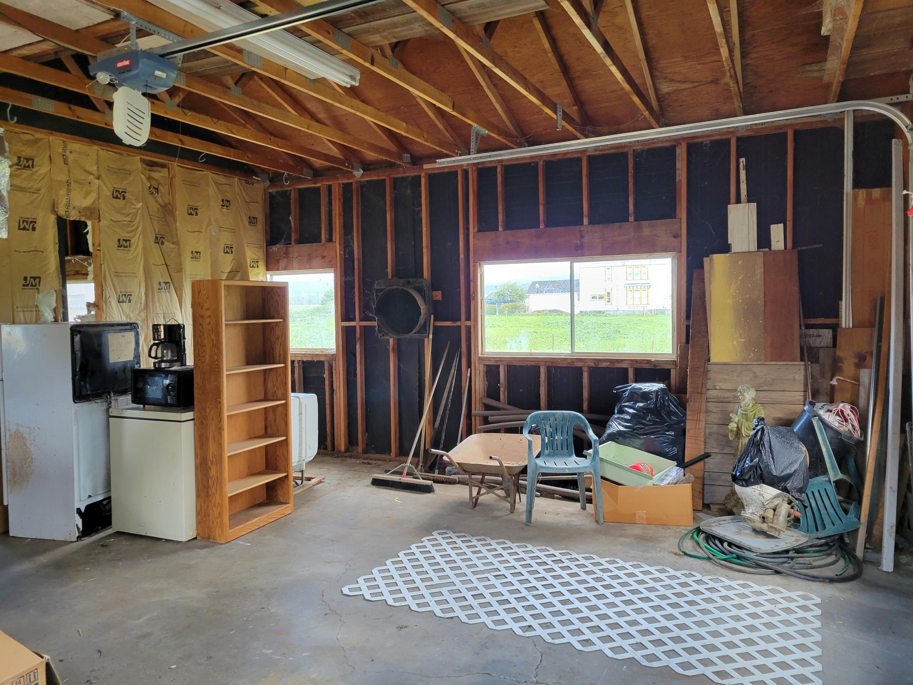 4785 Grizzly Bluff Road Ferndale, CA 95536 - Photo 46 of 49